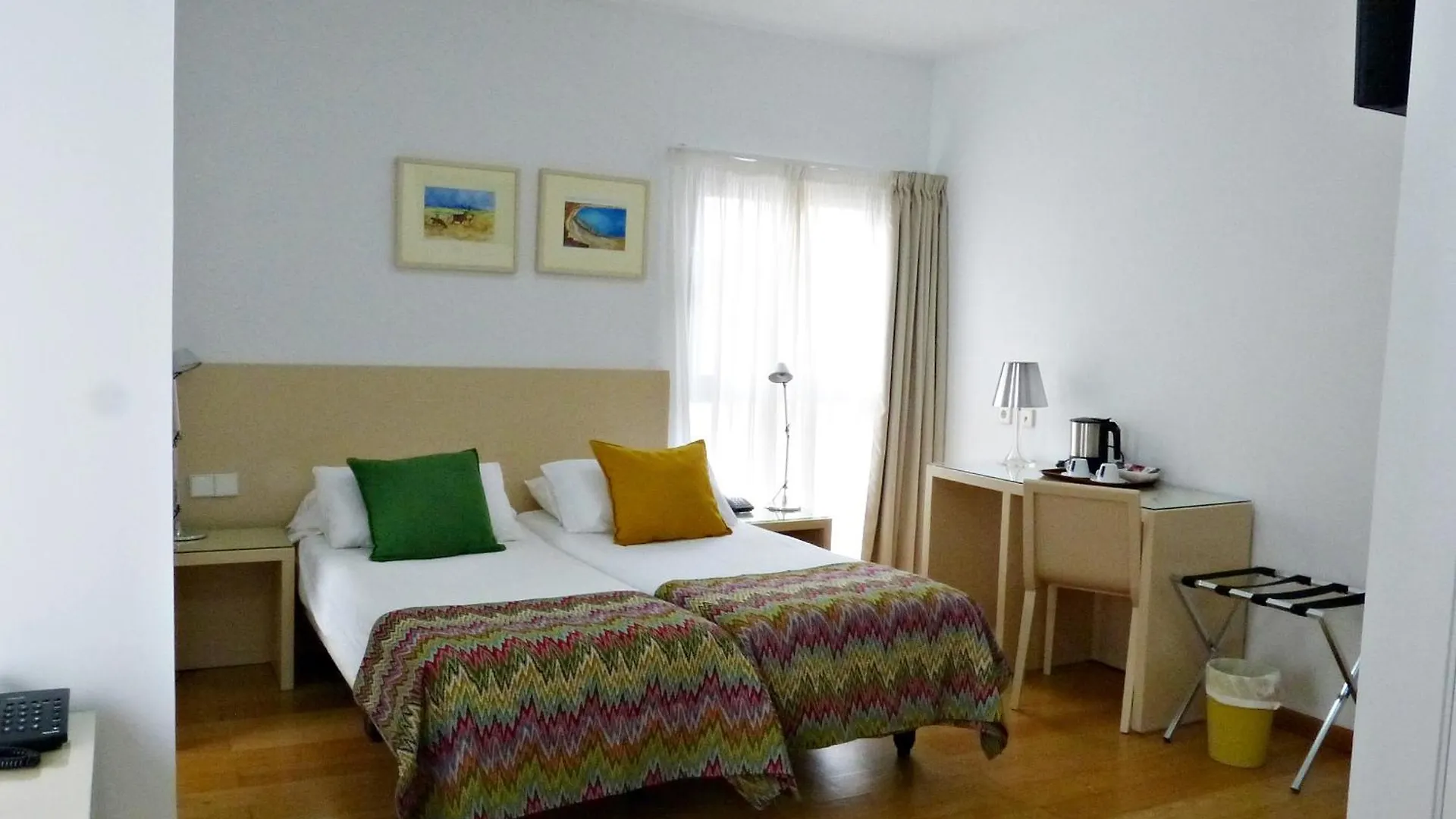 Hotel Patagonia Sur Cadiz 3*,  Spain